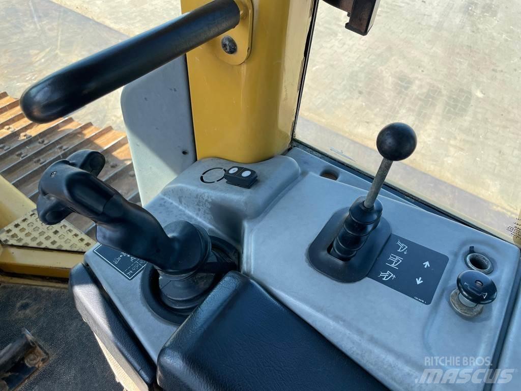 CAT D6N XL Spycharki gąsienicowe