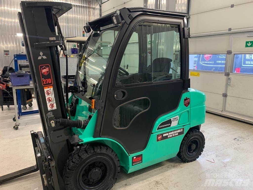 Mitsubishi FD25N3 Wózki Diesla