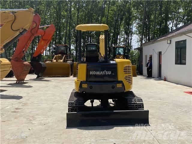 Komatsu PC35MR Minikoparki