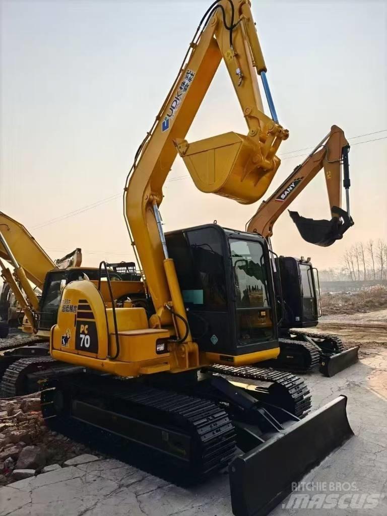 Komatsu 70-8 Koparki gąsienicowe