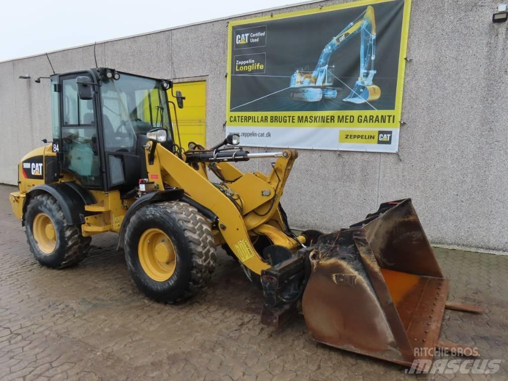 CAT 908M Ładowarki kołowe