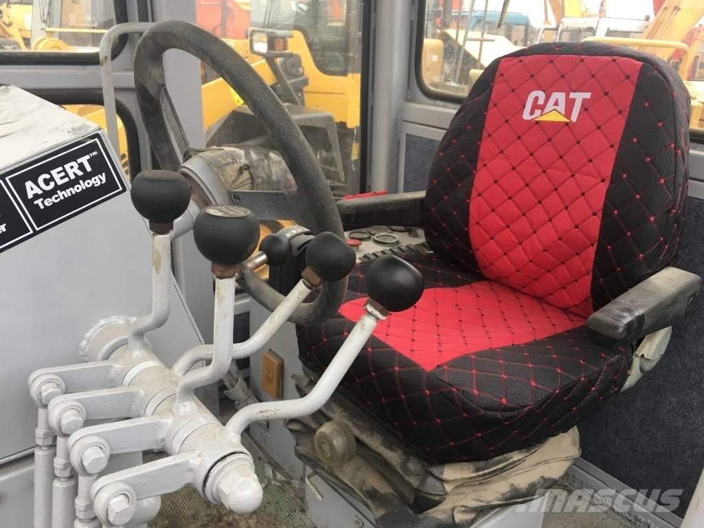 CAT 140 H Równiarki