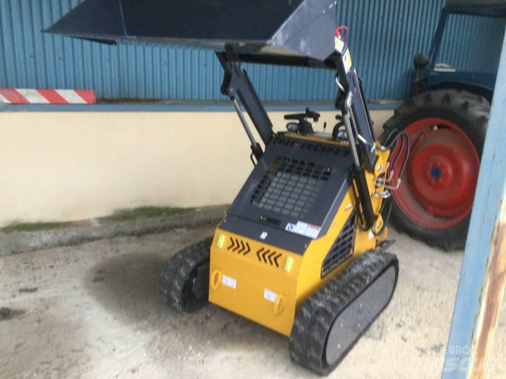  ΥF 380 Minikoparki