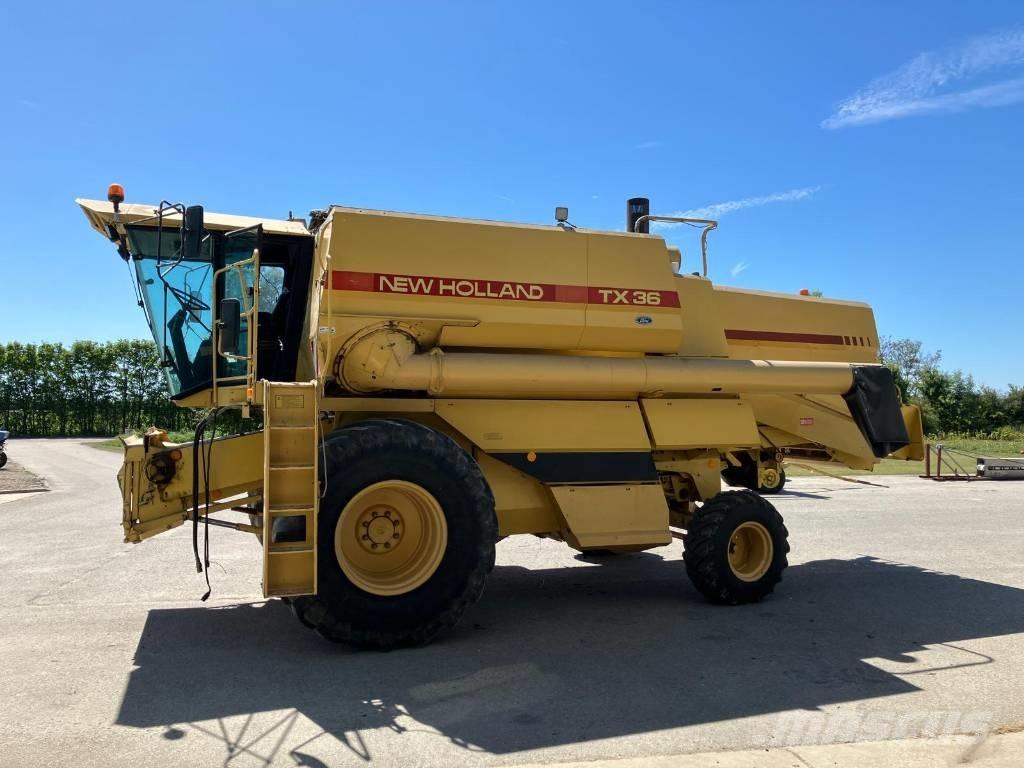 New Holland TX 36 Kombajny zbożowe
