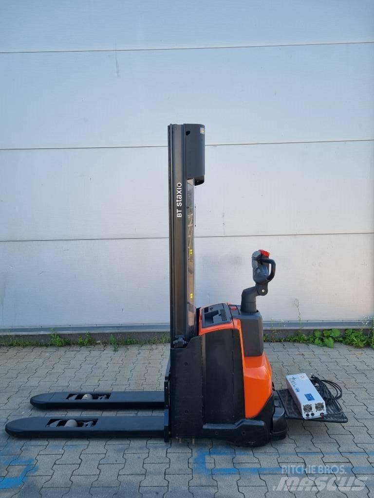 Toyota SWE 120 L Wózki widłowe unoszące z dyszlem