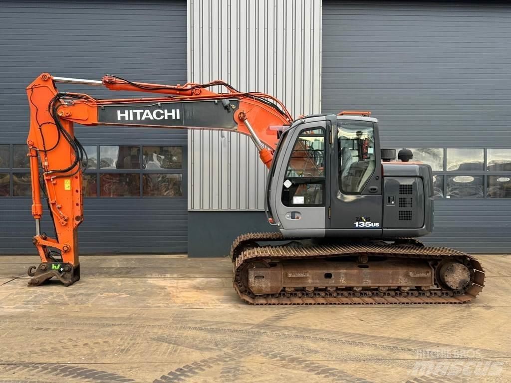 Hitachi ZX135US Koparki gąsienicowe