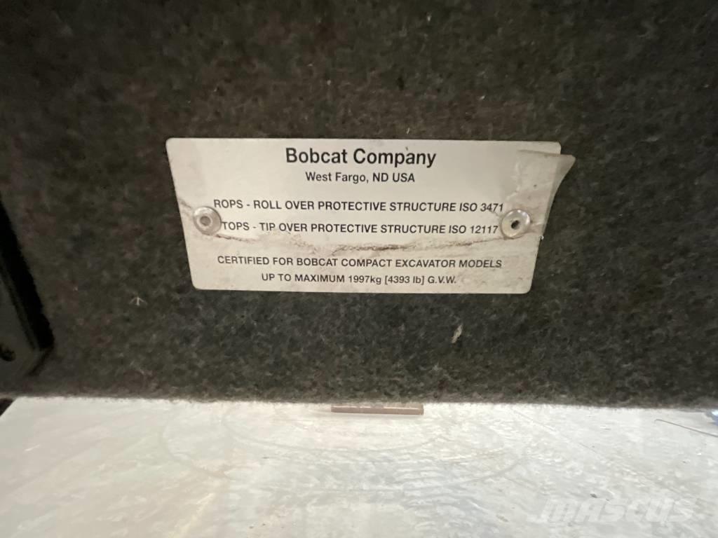 Bobcat E 16 Kabiny i wnętrze