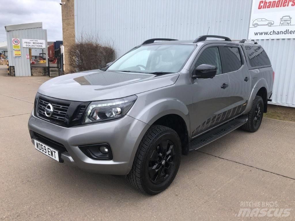 Nissan Navara Pick-upy / Pojazdy z otwieranymi burtami