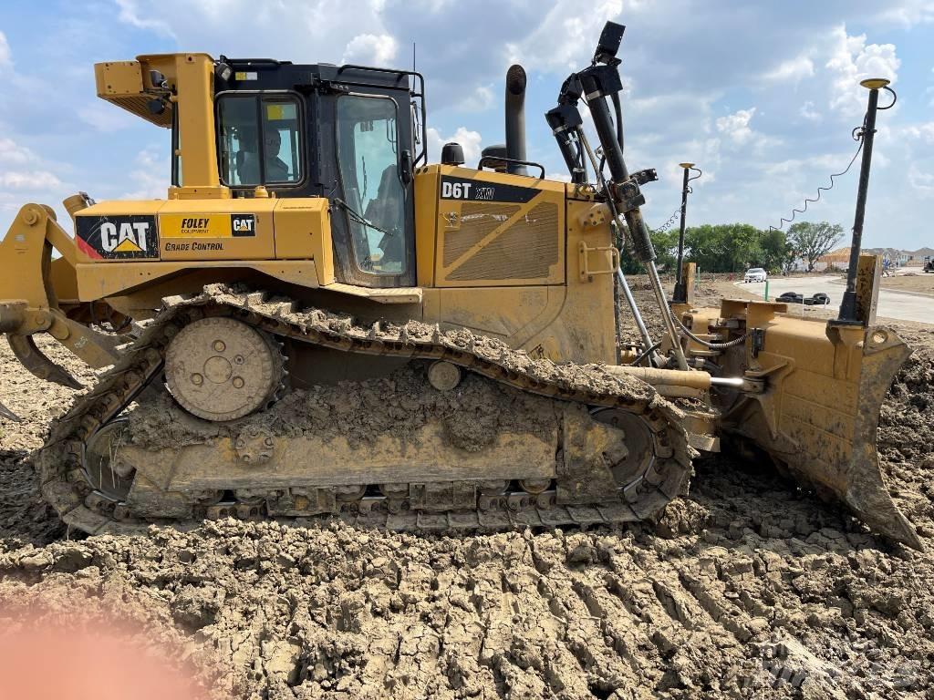 CAT D 6 T XW VP Spycharki gąsienicowe