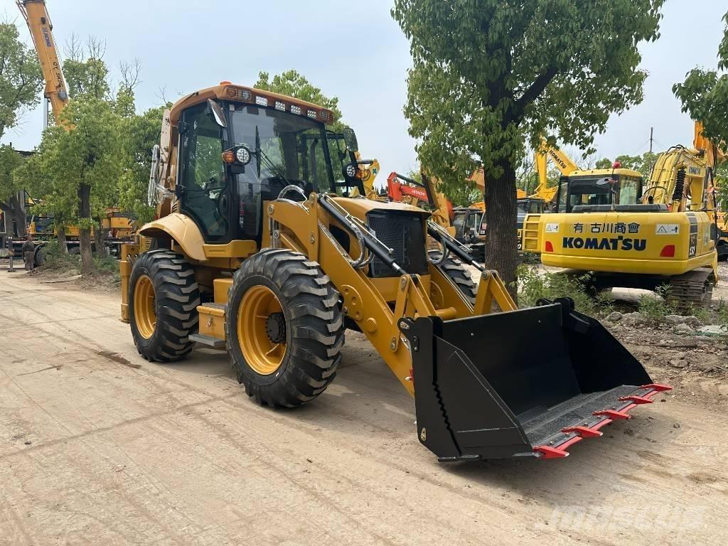 JCB 4 CX Koparko-ładowarki