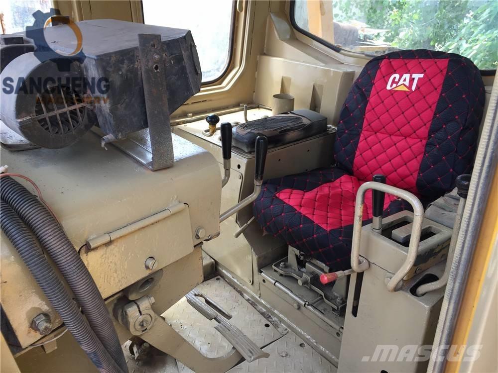 CAT D 8 K Spycharki gąsienicowe