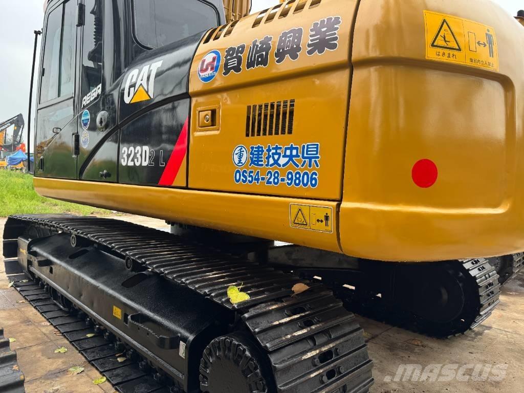 CAT 323D2 Koparki gąsienicowe
