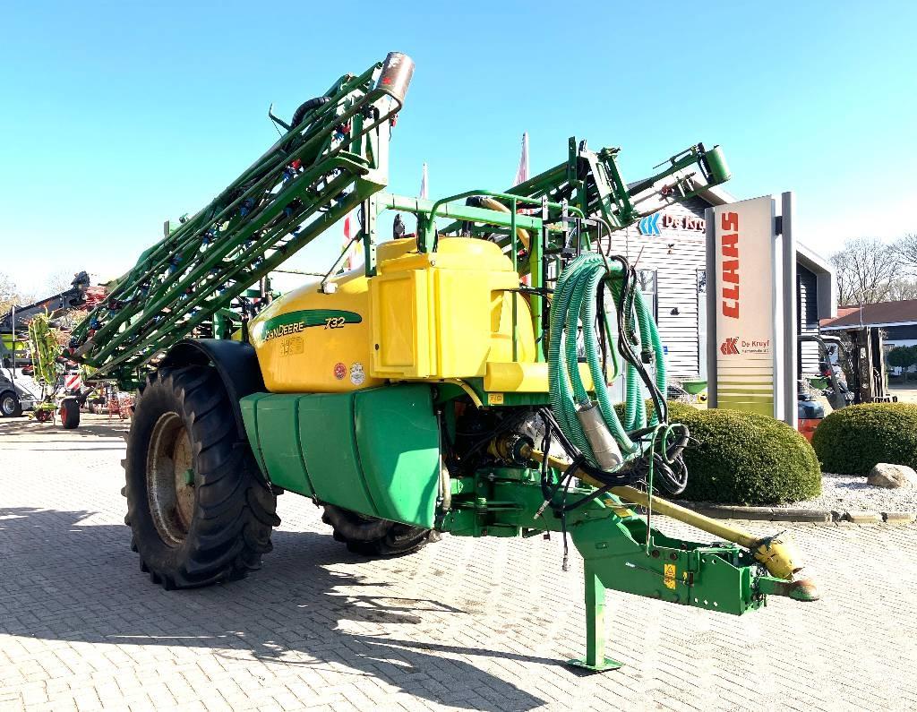 John Deere 732 Opryskiwacze zaczepiane