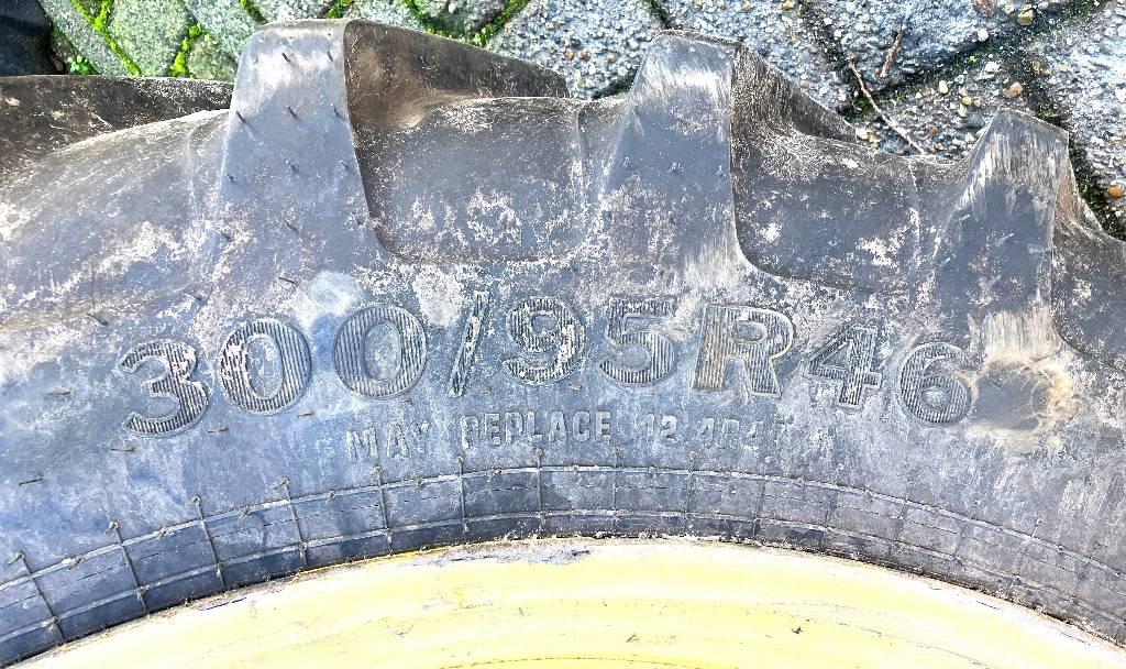 John Deere 732 Opryskiwacze zaczepiane