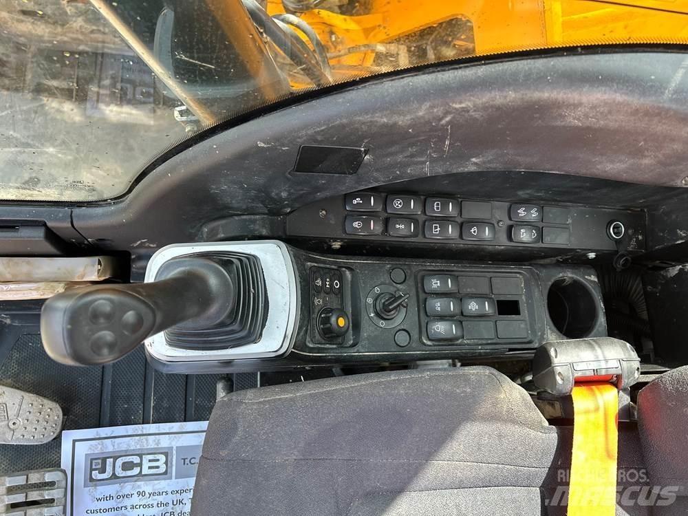 JCB JZ140 Koparki gąsienicowe