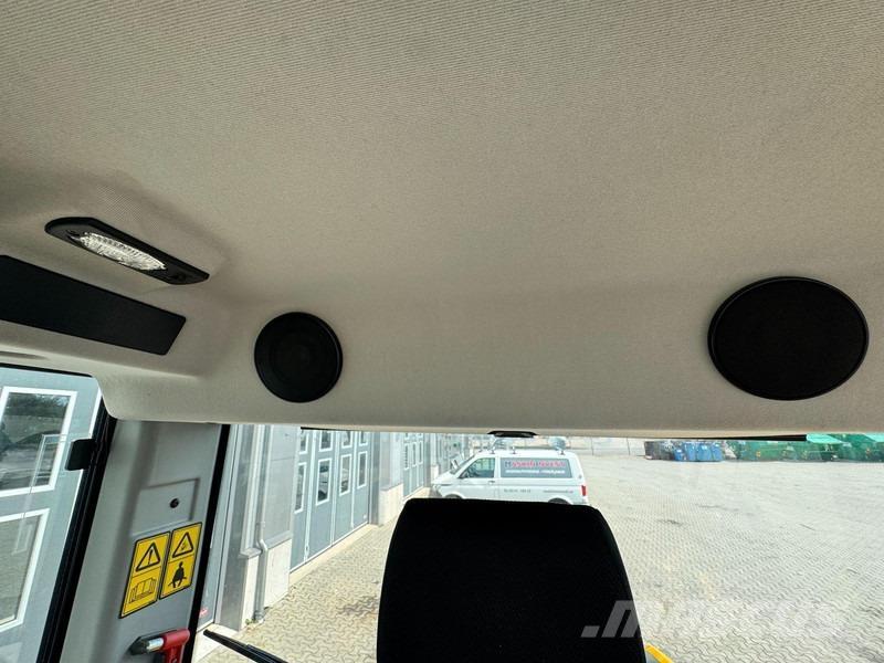 JCB 413 2.800h Ładowarki kołowe