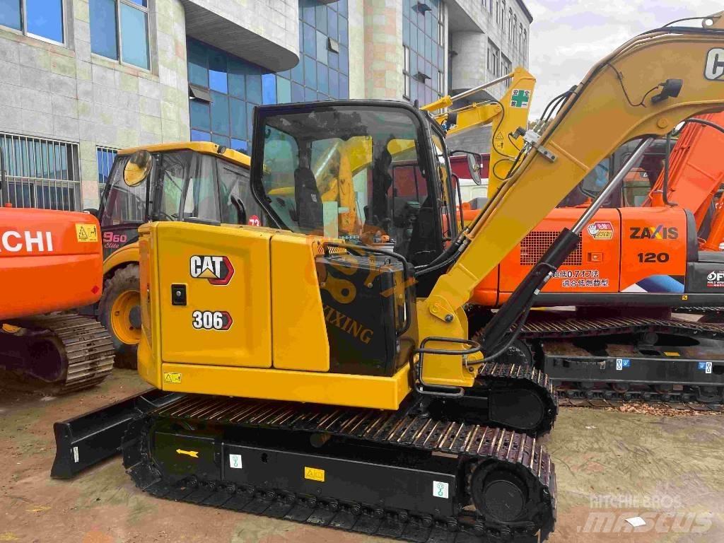 CAT 306 Minikoparki