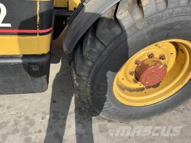 CAT TH62 Ładowarki rolnicze