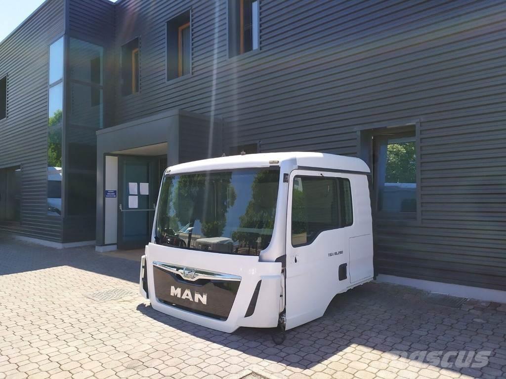 MAN TGS EURO 6 Kabiny i wnętrze