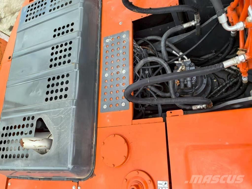 Hitachi ZX 240 HG Koparki gąsienicowe