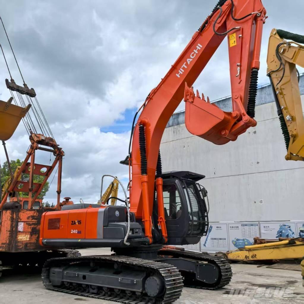 Hitachi ZX 240 HG Koparki gąsienicowe