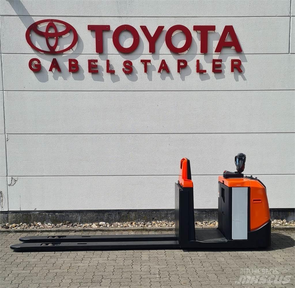 Toyota OSE 250 Wózki kompletacyjne nisko unoszące