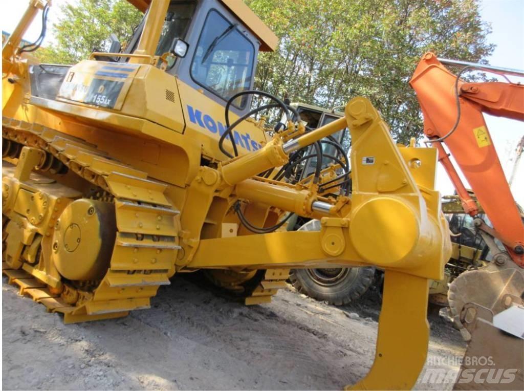 Komatsu D 155 A-1 Spycharki gąsienicowe