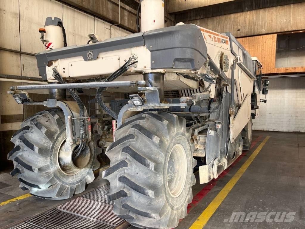 Wirtgen WR 240i Pozostały sprzęt drogowy