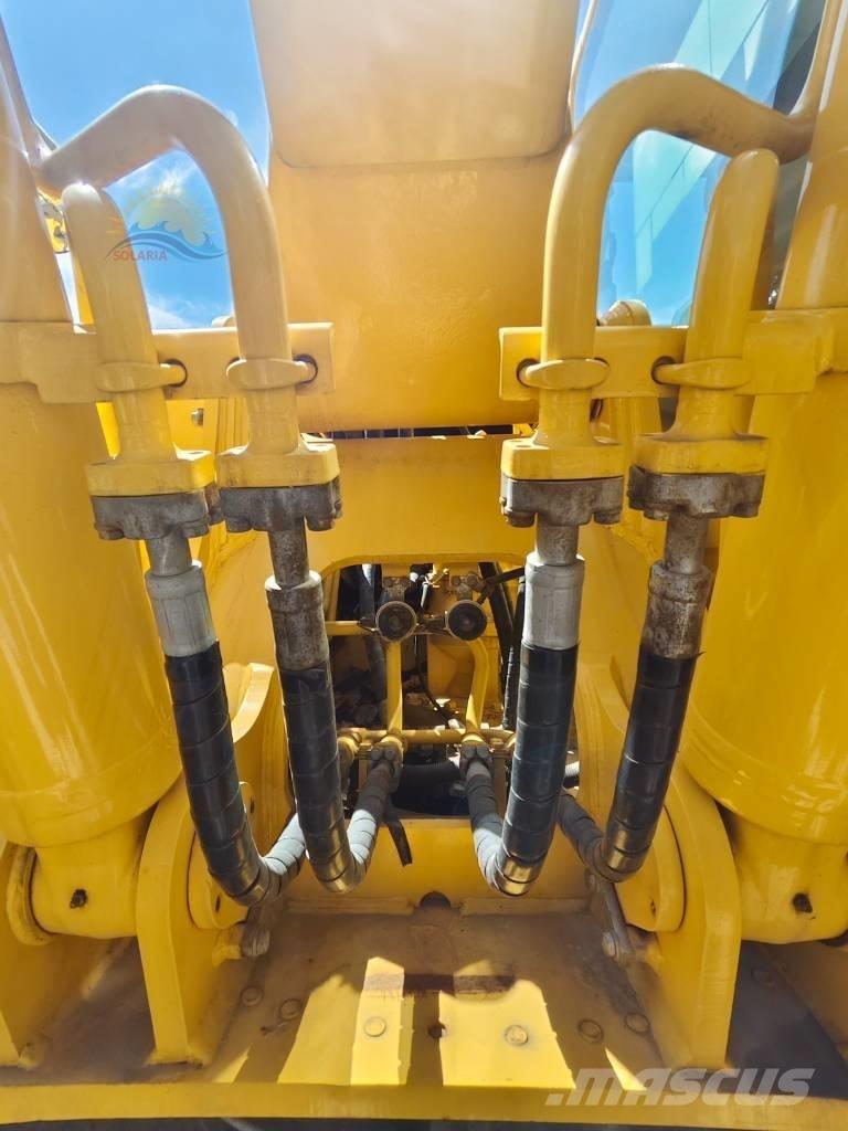 Komatsu PC 220-8 Koparki gąsienicowe