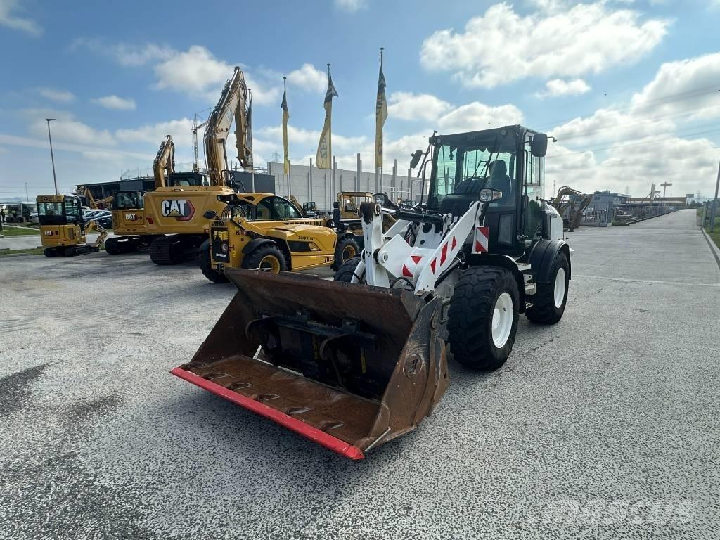 CAT 908 M Ładowarki kołowe