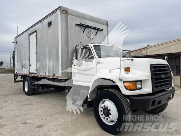 Ford F800 Maszyny budowlane - Inne