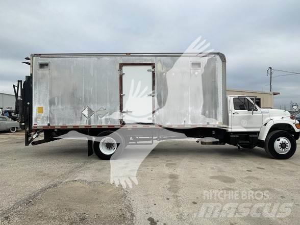 Ford F800 Maszyny budowlane - Inne