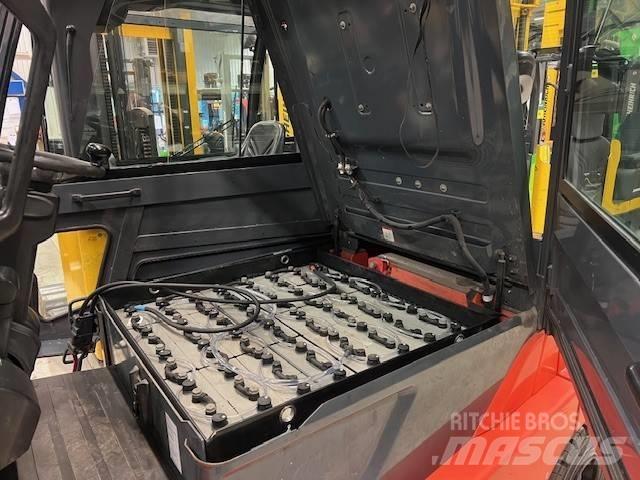 Toyota 8 FBMT 40 Wózki elektryczne