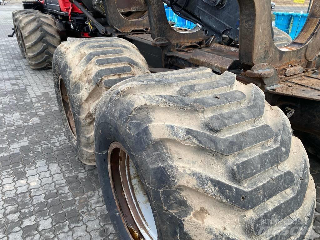 Komatsu 875 Forwardery