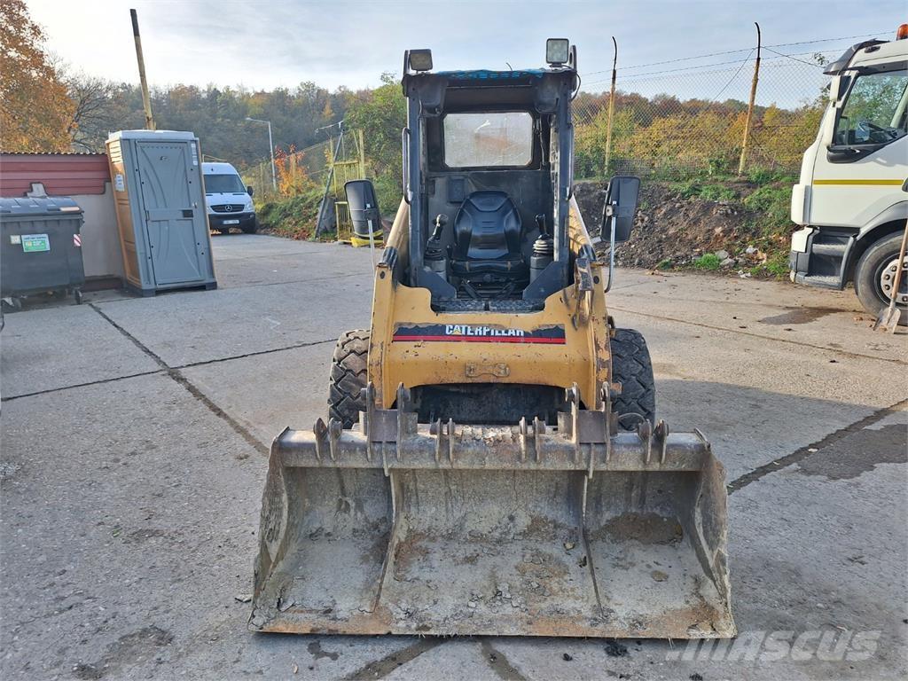 CAT 248 B Maszyny budowlane - Inne