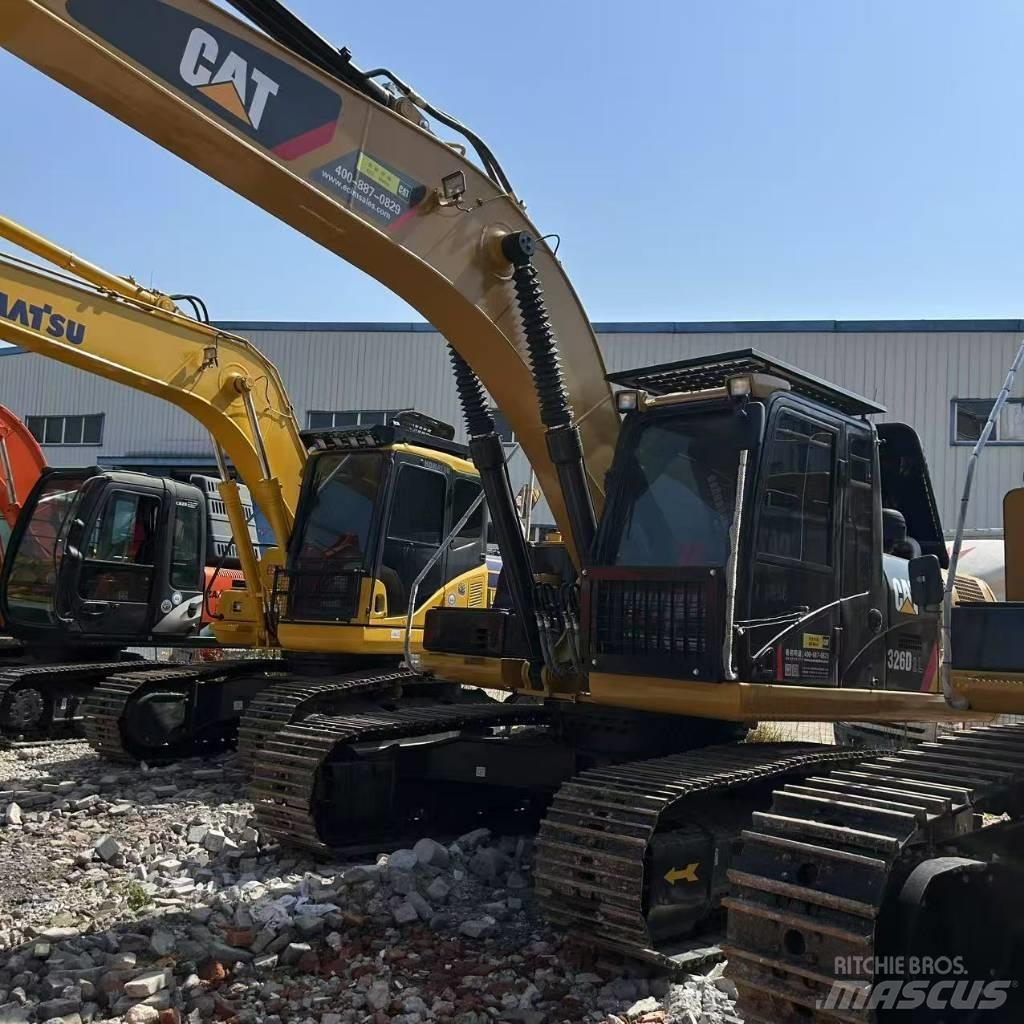 CAT 326D2L Koparki gąsienicowe