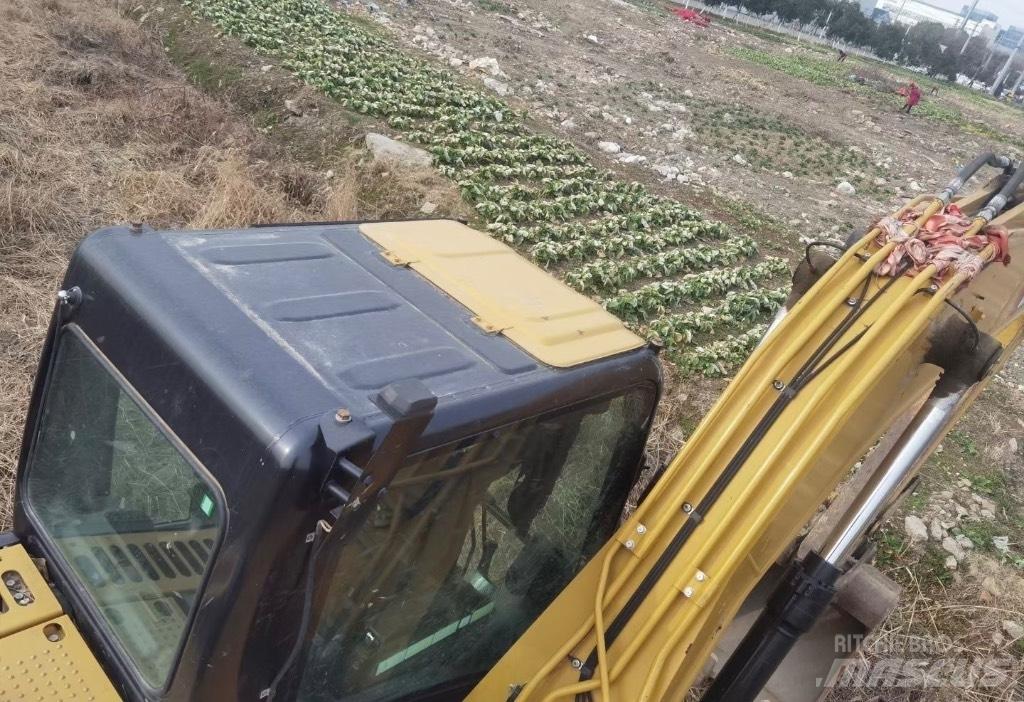 CAT 313 D Koparki gąsienicowe