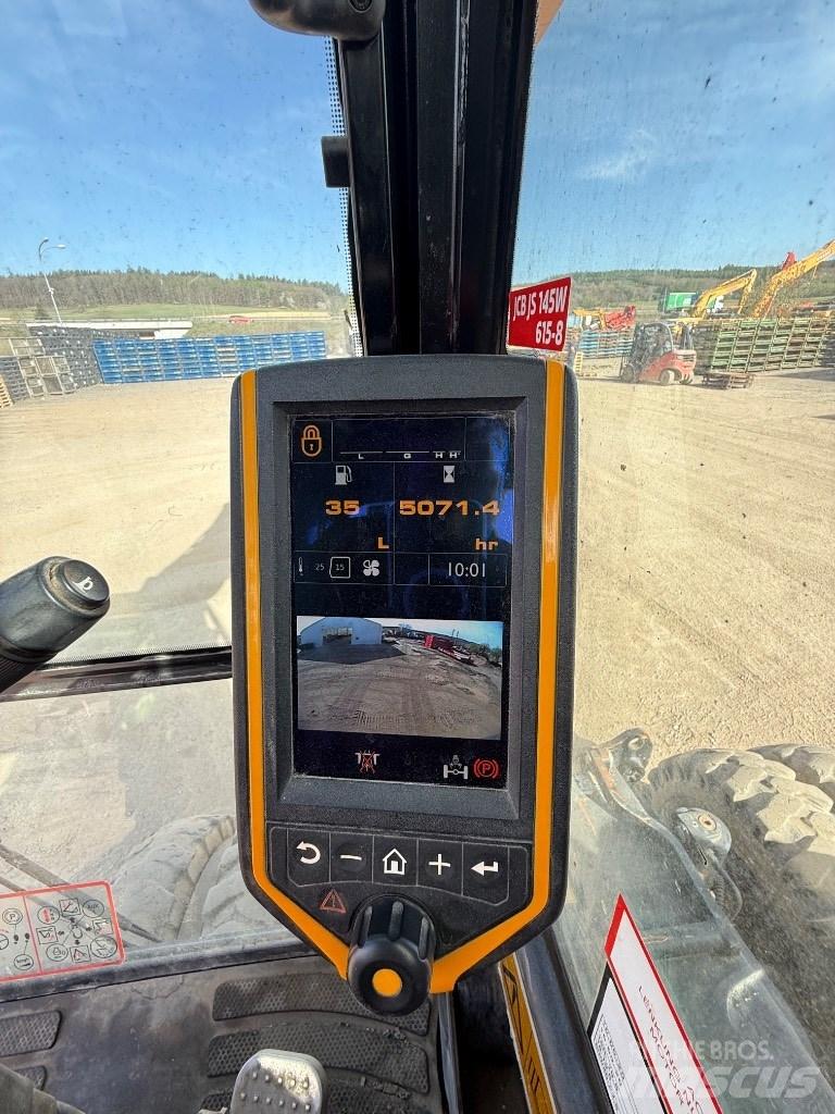 JCB JS 145 W Koparki kołowe