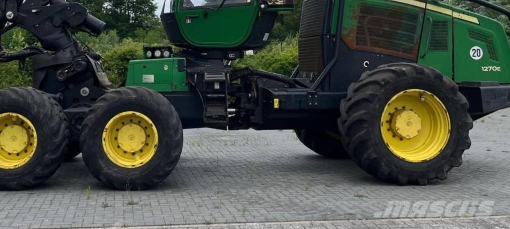 John Deere 1270 E Harwestery