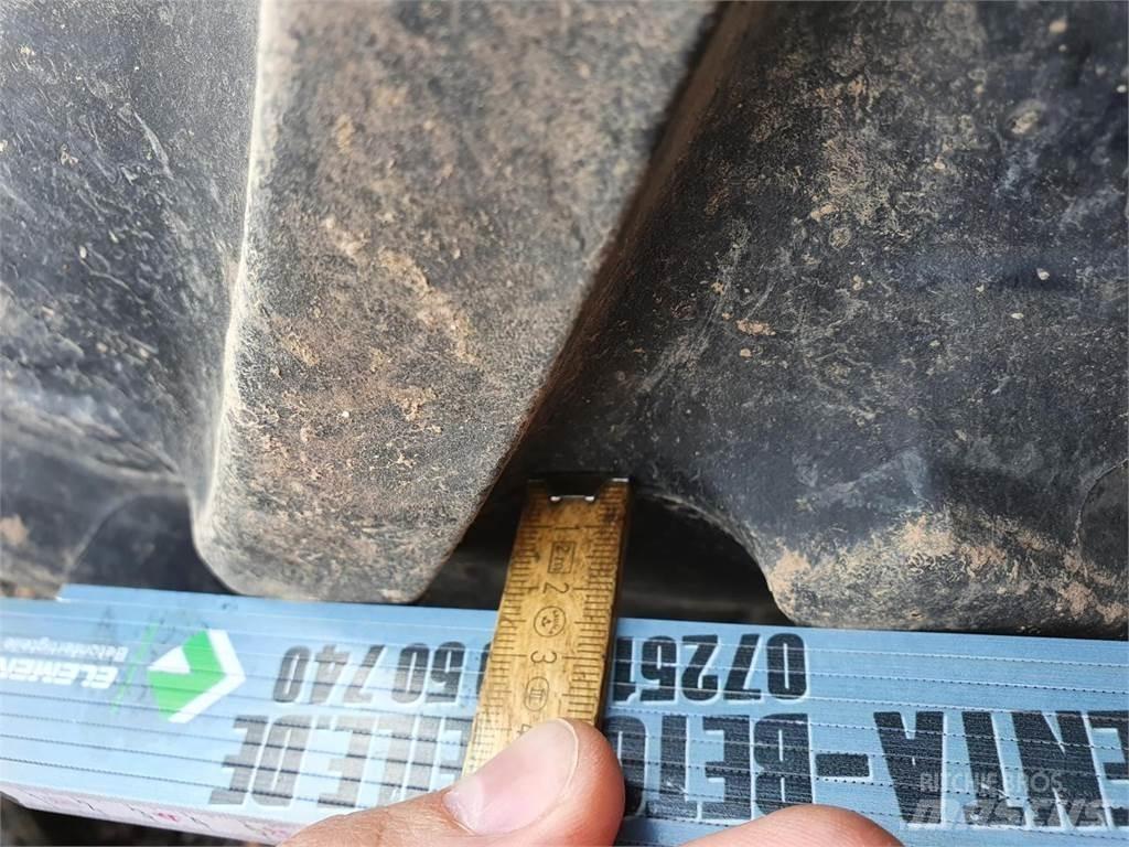 BKT 270/95R48 x2 Opony, koła i felgi