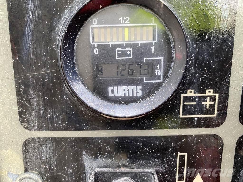 JLG E450AJ Podnośniki przegubowe