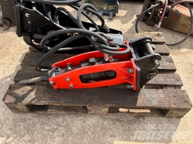 Rammer 111 Młoty hydrauliczne