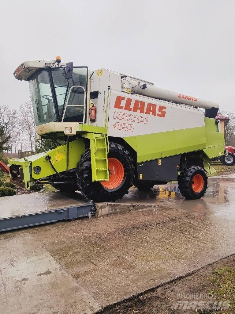 Claas 420 Kombajny zbożowe