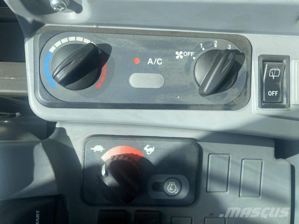 Kubota KX 163-5 Koparki gąsienicowe