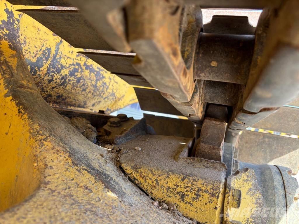 Komatsu D37 PX-23 Spycharki gąsienicowe