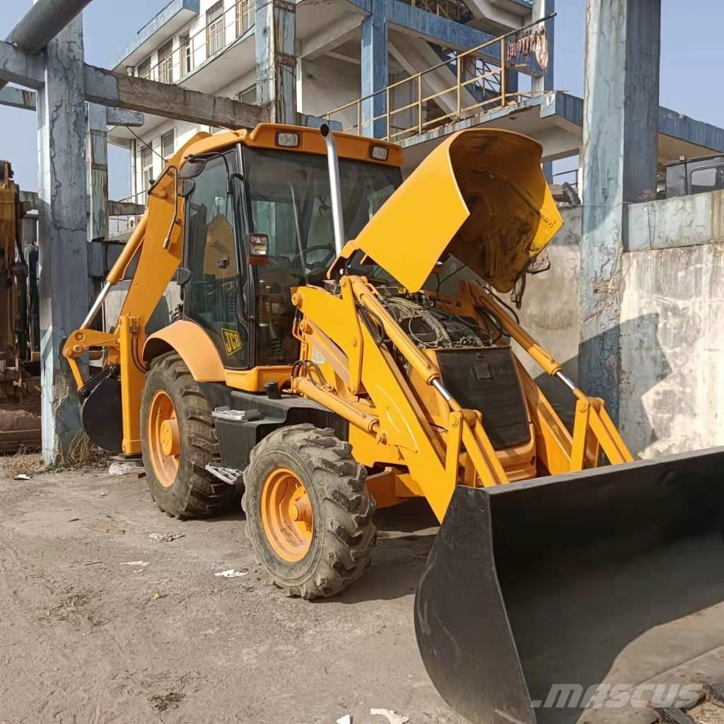 JCB 3CX Koparko-ładowarki