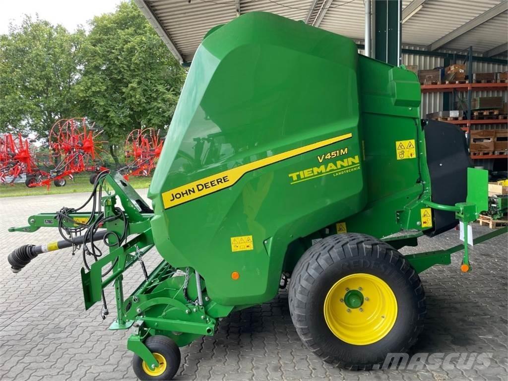 John Deere V451M Prasy zwijające