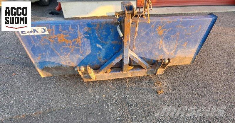 Esko TAKAKAUHA 200 Maszyny rolnicze - Inne