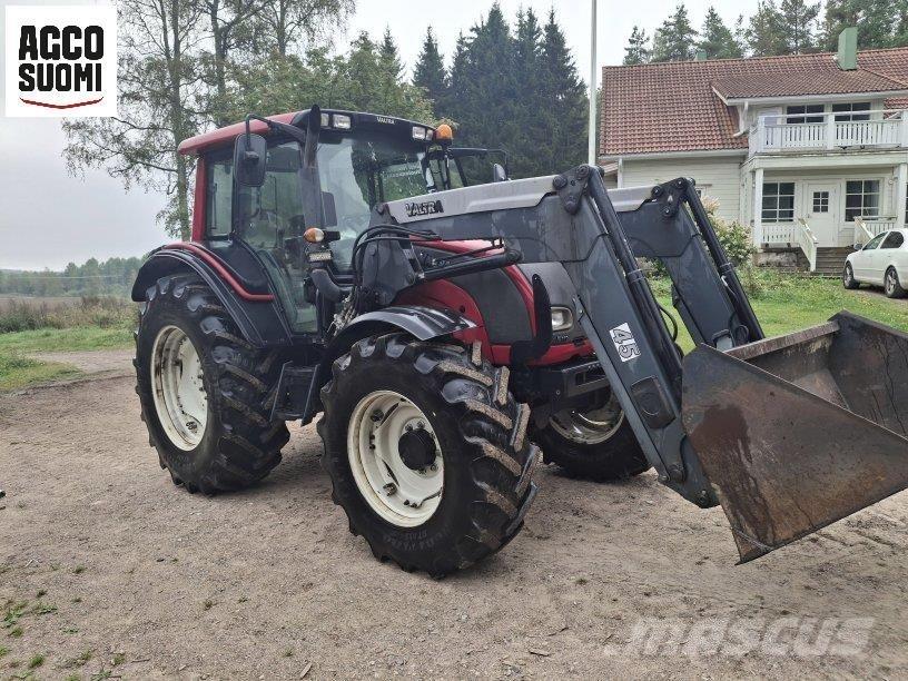 Valtra N111 45 Ciągniki rolnicze
