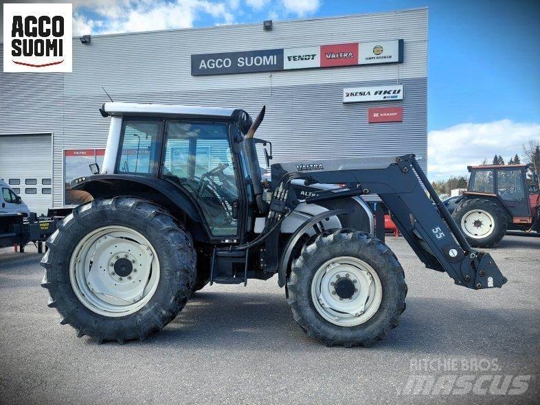 Valtra N111 HITECH Ciągniki rolnicze